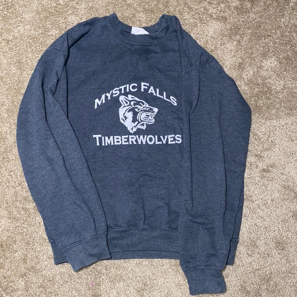 Woman’s sweatshirt